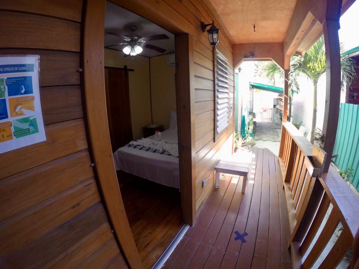 Chila'S Accommodations 키코커 외부 사진